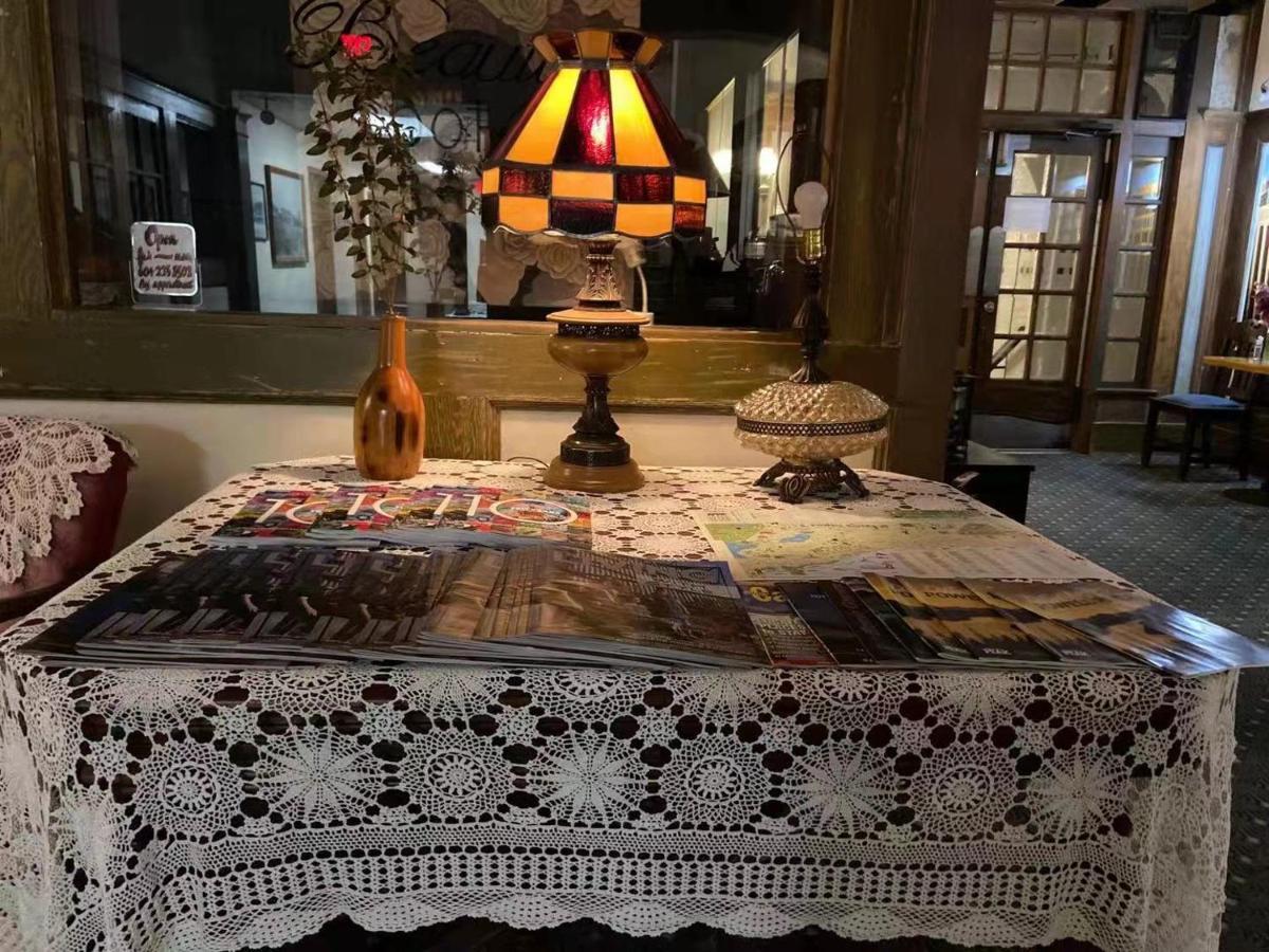 Rodmay Hotel パウエルリバー エクステリア 写真