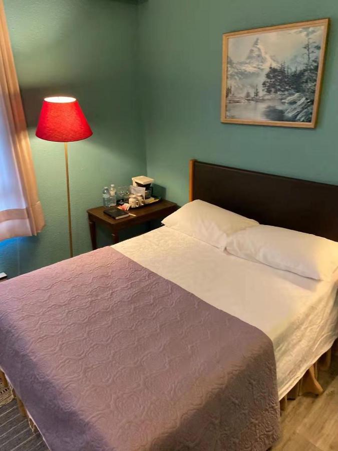 Rodmay Hotel パウエルリバー エクステリア 写真