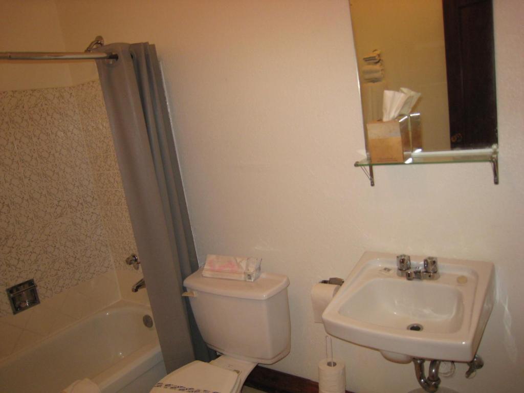 Rodmay Hotel パウエルリバー エクステリア 写真